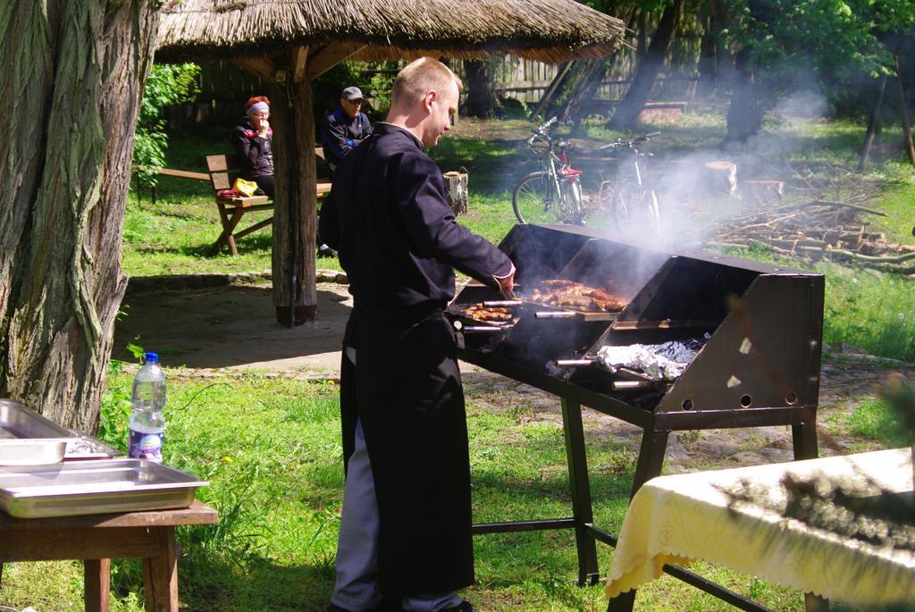 Karczma Kuzniak Mlyn Apartment Mierzyn  Bagian luar foto